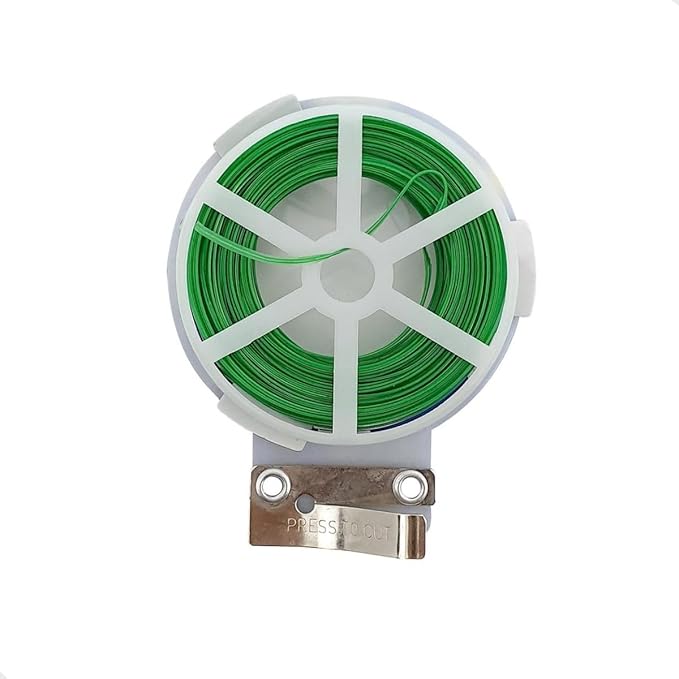 Bobina de fio verde para uso em ferramentas de jardinagem, ideal para cortes precisos e eficientes em jardins e áreas verdes.