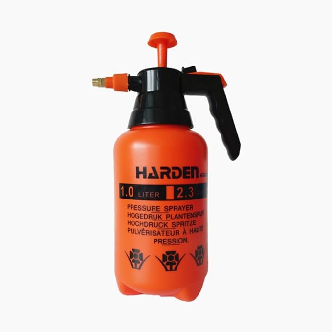 Pulverizador de pressão laranja brilhante, com capacidade de 1,0 litro e bico ajustável para pulverização precisa.